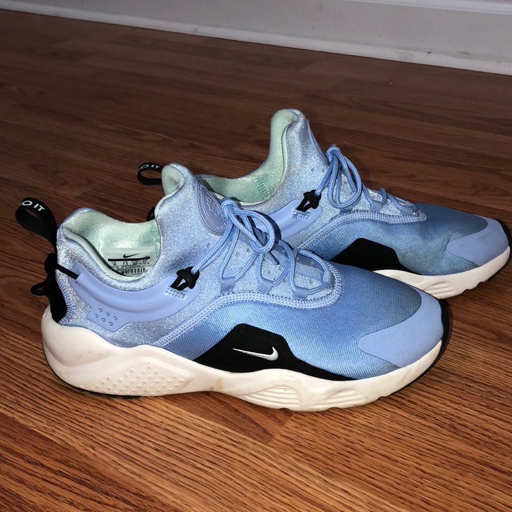 Nike Huaraches Women’s Size 10